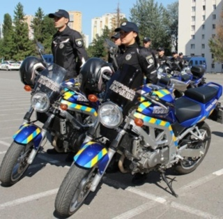 Поліцейський мотопатруль в Україні